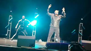 MC Hammer Live  2 Legit 2 Quit [upl. by Hannus152]